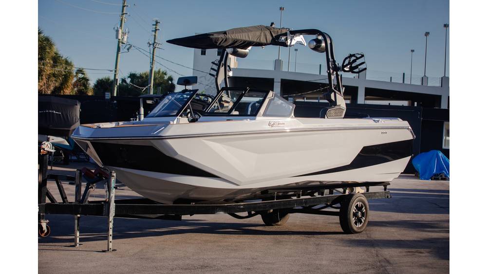 2024 Nautique GS22 (Coastal Edition)